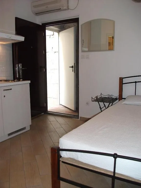 Diocletian Apartments & Rooms  Split
