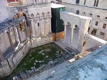Diocletian Apartments & Rooms Split Croatia