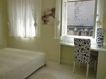 Diocletian Apartments & Rooms Split